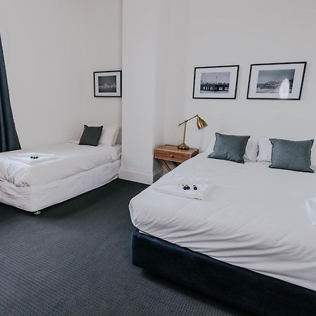Holmesville Hotel 部屋 写真